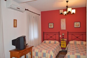 Double Room | View from room - Posada la Reja (Malpica de Tajo)