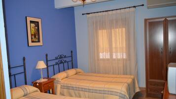 Economy Double Room | 1 bedroom, premium bedding, desk, rollaway beds