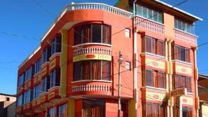 Unclassified image, 5 of 5, button - Hostal Sonia (Copacabana)