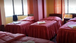 Unclassified image, 4 of 5, button - Hostal Sonia (Copacabana)