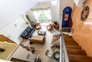 Apartment | Living area