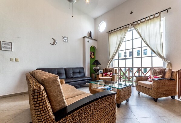 Apartment | Living area