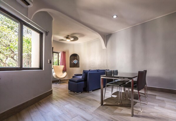 Apartment | In-room dining
