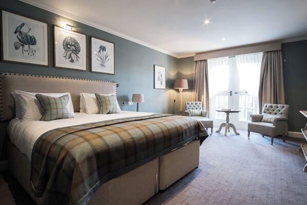 Cosy Double Room | Schreibtisch, schallisolierte Zimmer, kostenloses WLAN, Bettwäsche