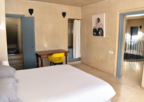 Superior Room, River View | Premium bedding, blackout drapes, soundproofing, free WiFi - l'Oum Errabia Azemmour (Azemmour)