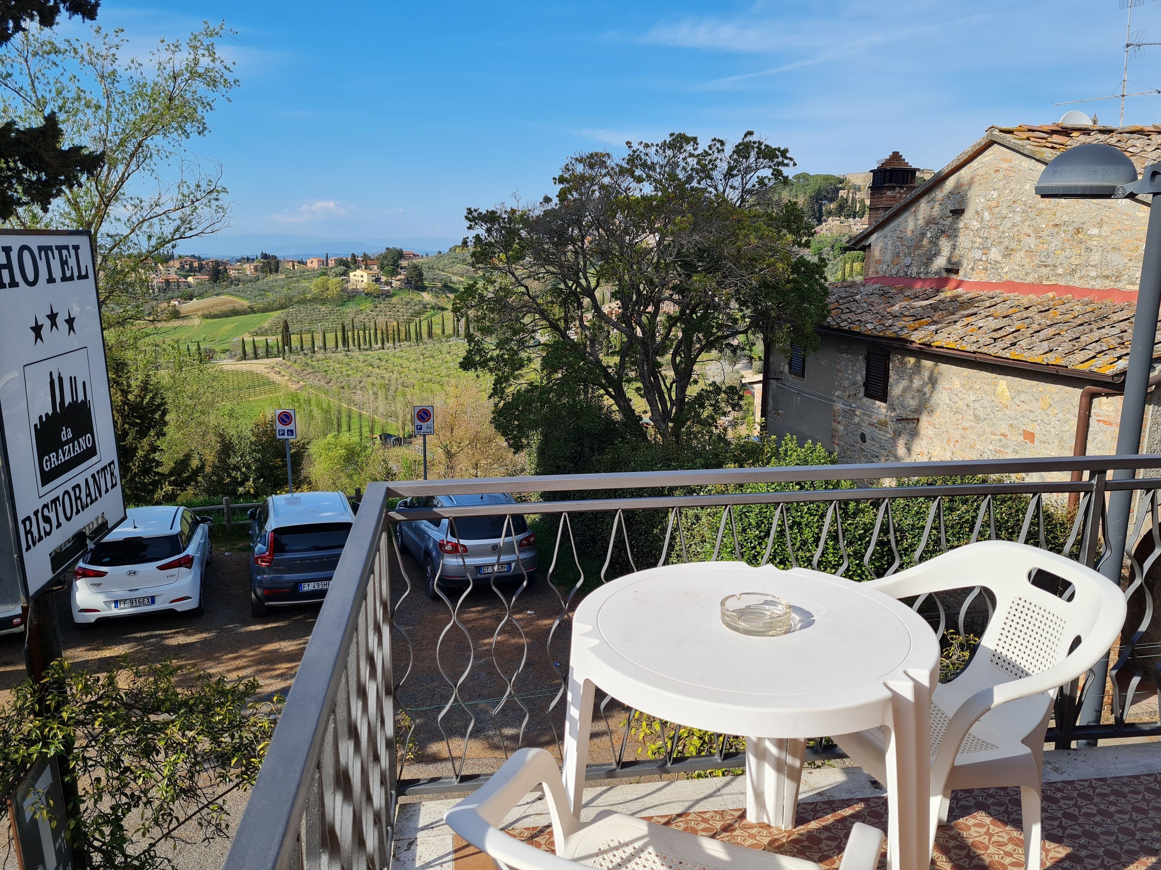 Deluxe Room, Balcony | Balcony