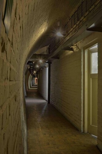 10-Z Bunker - Hostel