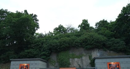 10-Z Bunker - Hostel