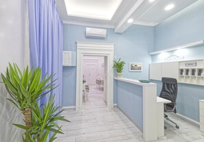 Interior entrance - B&B Rest a Napoli (Naples)
