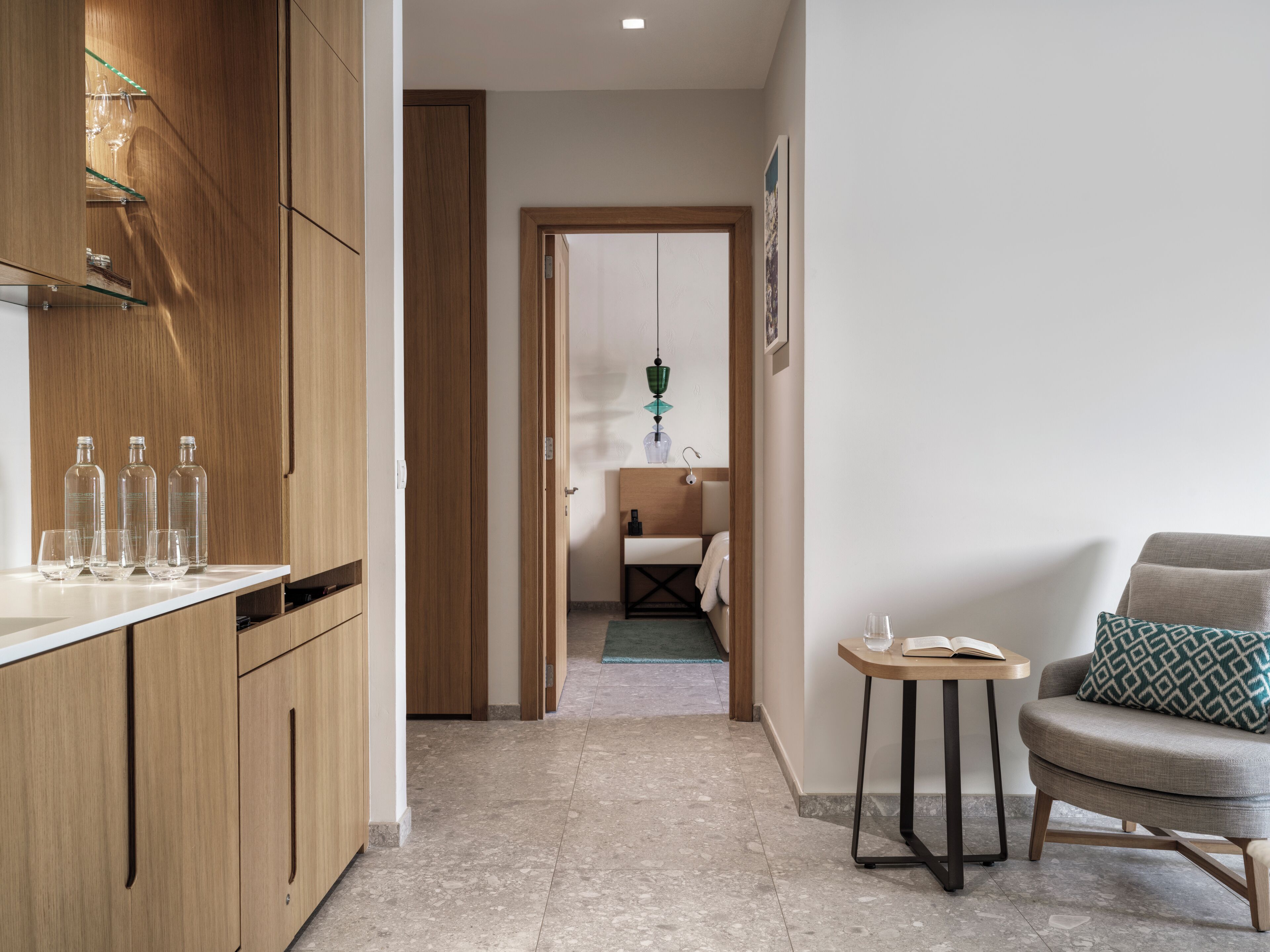 deluxe suite, sea view, corner (grand) | private kitchen | espresso maker, electric kettle, high chair