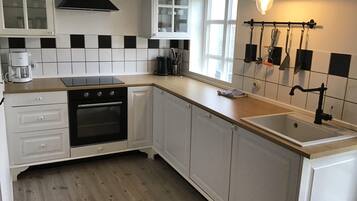 高級公寓, 1 間臥室, 廚房 | 私人廚房 | 大型冰箱、烤箱、爐台、洗碗機