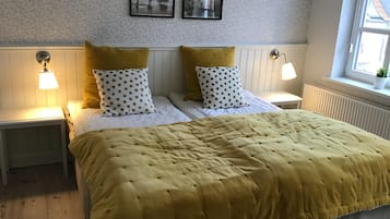 Deluxe Apartment, 1 Bedroom, Kitchen | 1 bedroom, free WiFi, bed sheets