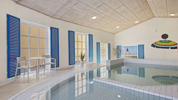 Una piscina techada