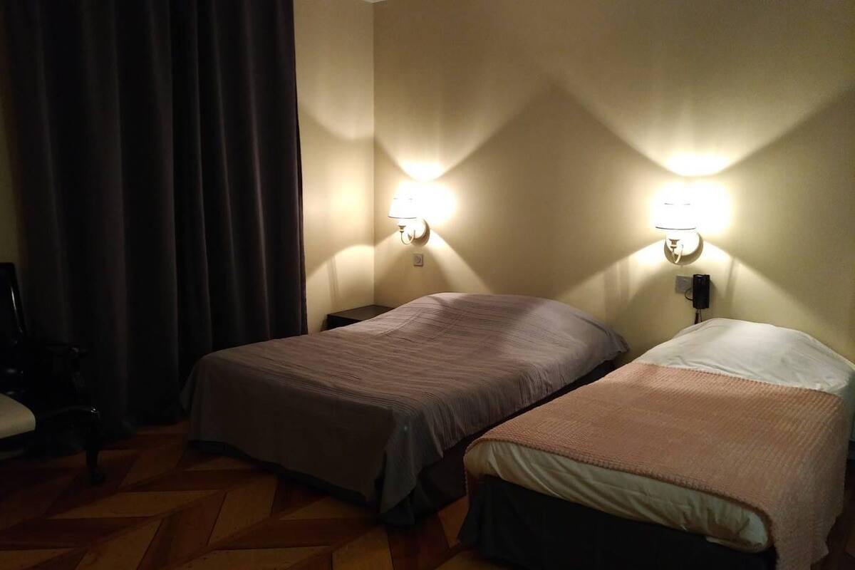 Triple Room | Soundproofing, WiFi (free), bed sheets