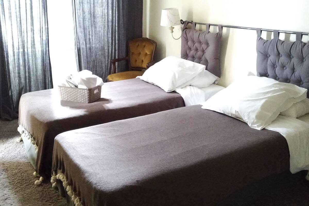Twin Room | Soundproofing, WiFi (free), bed sheets