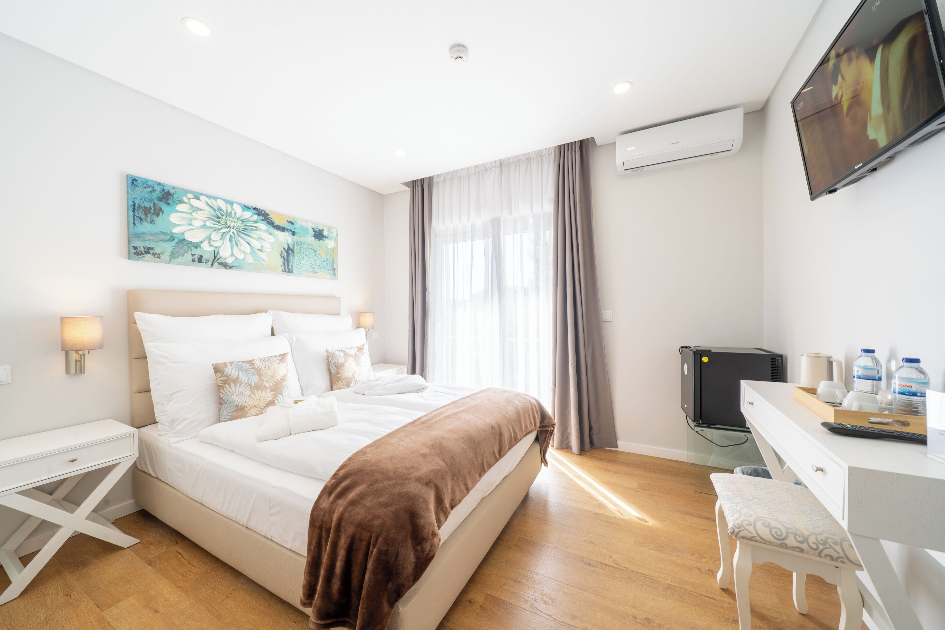 Double Room, Balcony | Blackout drapes, free WiFi, bed sheets