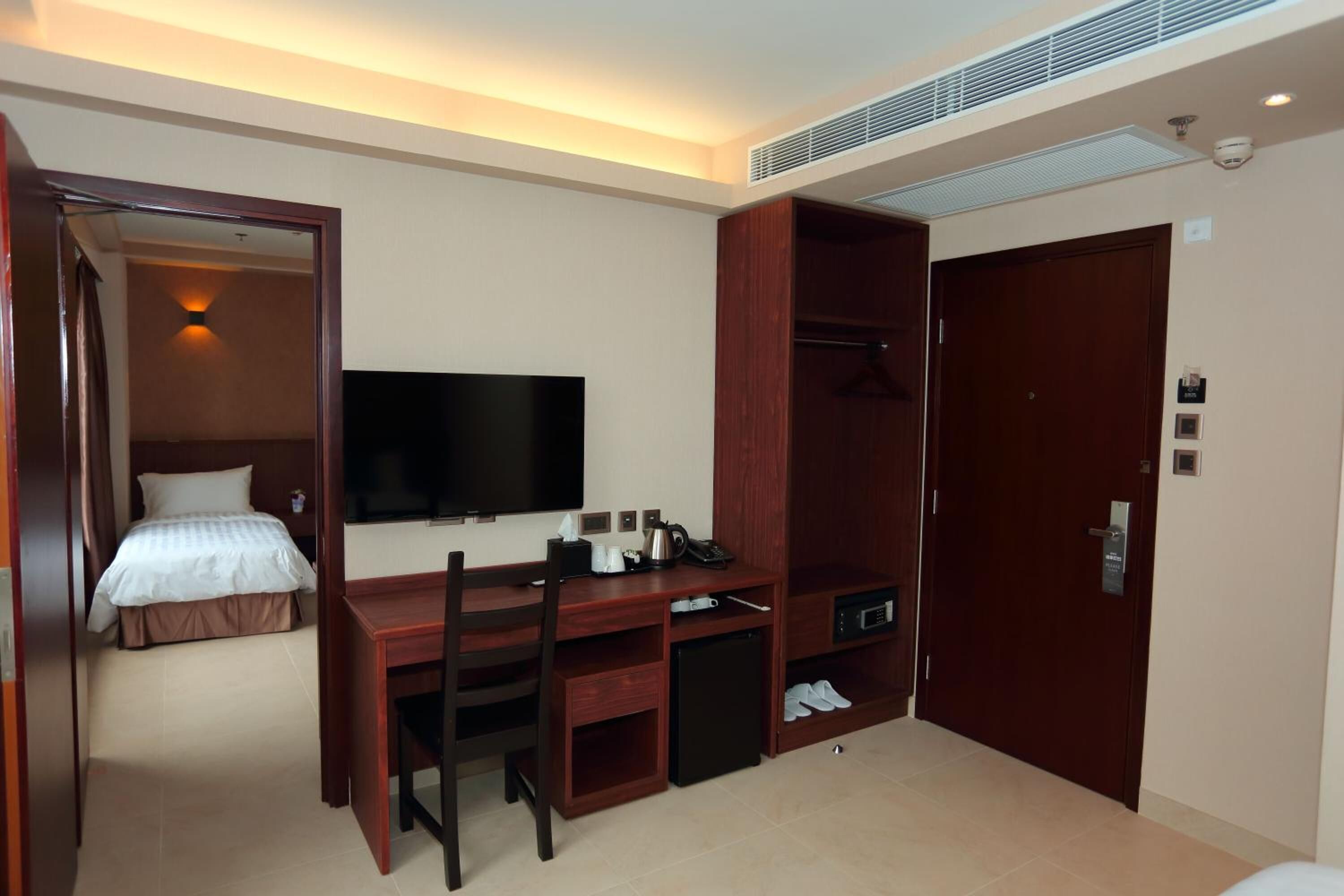 in-room safe, desk, iron/ironing board, cots/infant beds