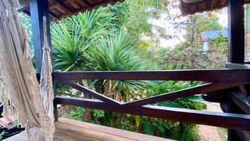 Basic Single Room, Lanai, Garden View | Lanai