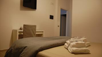 Classic-Doppelzimmer | 1 Schlafzimmer, Minibar, Zimmersafe, Schreibtisch