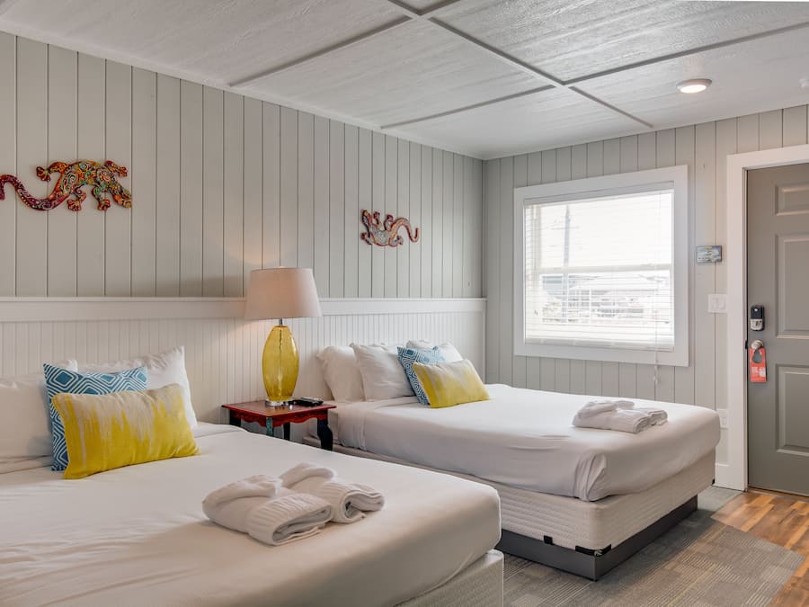 Wifi gratis y ropa de cama