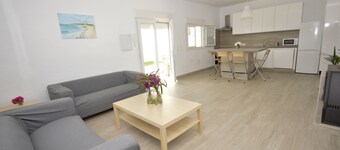 Villa i Los Caños de Meca på 600m2 tomt ved siden av feltet og stranden.