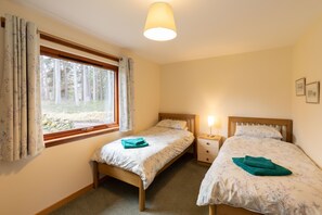 3 chambres, fer et planche à repasser, accès au Wi-Fi (inclus)