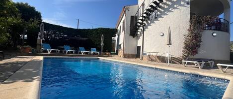 Piscine extérieure