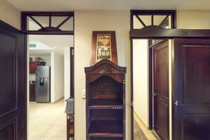 Design Condo, 3 Bedrooms, Non Smoking | Room amenity - Bahía Encantada F1 (Jacó)