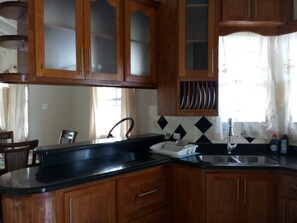 Apartment, 3 Bedrooms, City View (Bedrooms allocated based on occupancy)