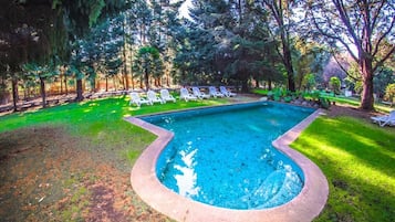 Seasonal outdoor pool