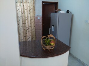 Svit Deluxe - 1 sovrum | Eget pentry | Kylskåp, mikrovågsugn, kaffe- och tebryggare och grytor/köksredskap