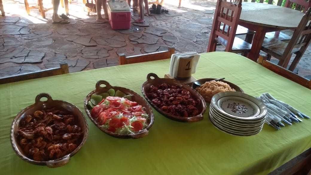 朝食