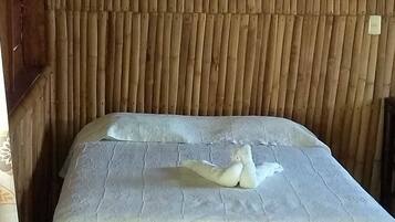 Habitación, 1 cama matrimonial | Ropa de cama