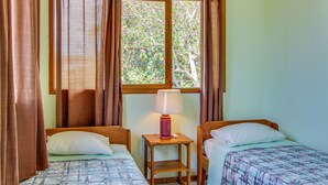 Deluxe Condo, 3 Bedrooms, Non Smoking - Villa Nasua Condominium 5 (Jacó)
