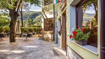 Vista a la montaña