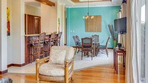 Room, Non Smoking | In-room dining - ESTRELLAS DEL PACIFICO 20 (Tamarindo)