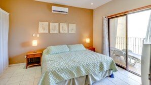 Comfort Condo, 3 Bedrooms, Non Smoking | 1 bedroom, desk, free WiFi - Estrellas del Pacifico 15 (Sardinal)