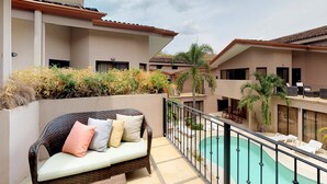 Terrace/patio - The Cove 4 at Playa Ocotal (Sardinal)
