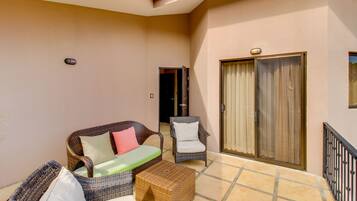 Comfort Apartment, 2 Bedrooms, Non Smoking | Terrace/patio