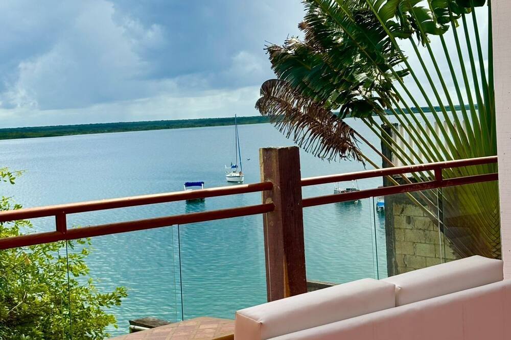 Hotel Awazul Bacalar