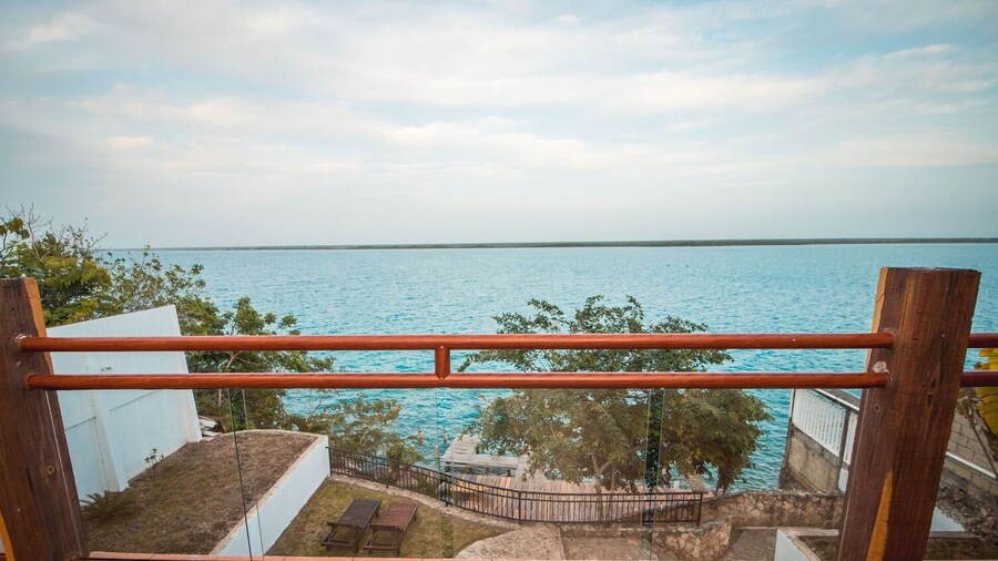 Hotel Awazul Bacalar