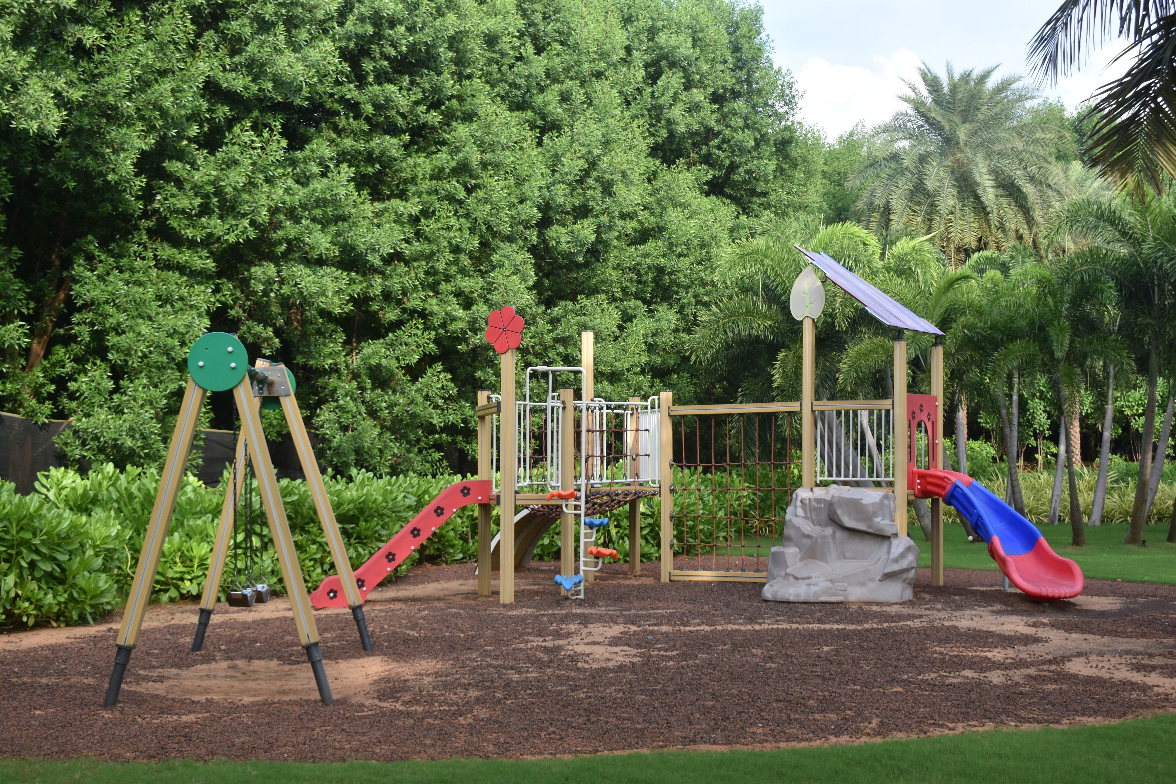 children’s play area – outdoor