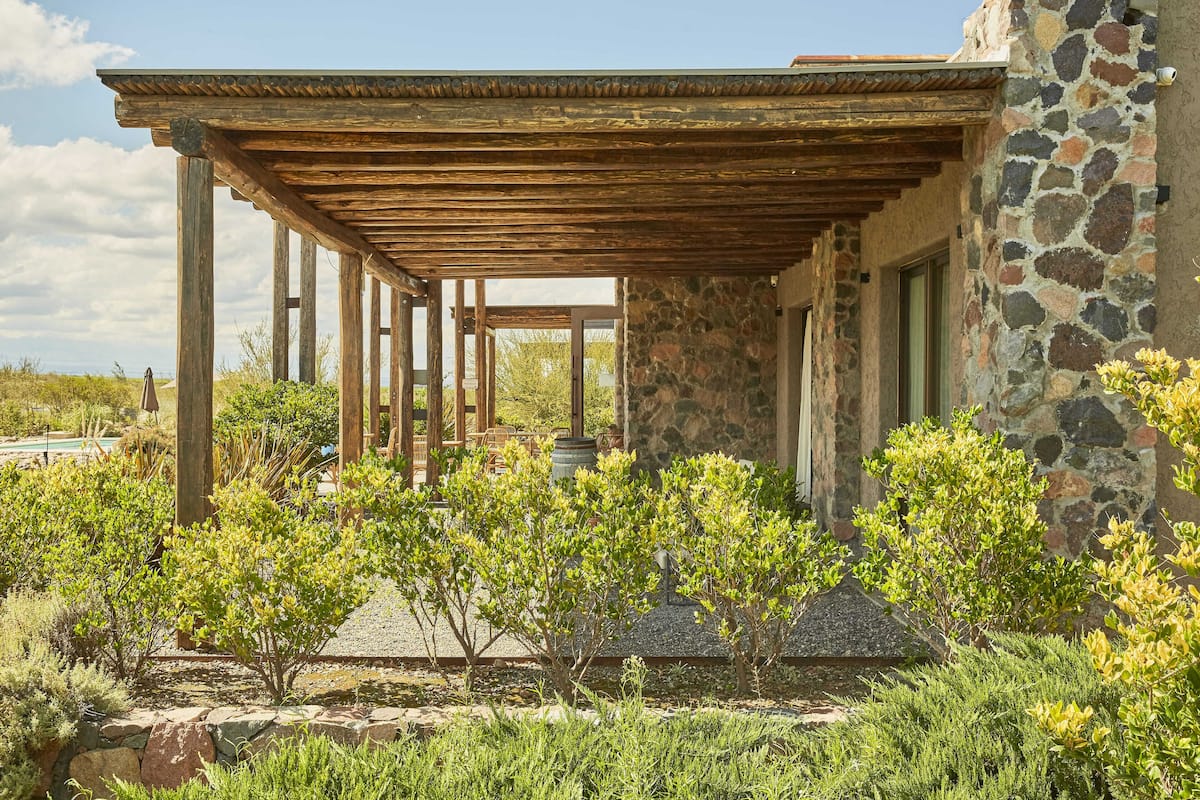 premium bedding, down duvets, minibar, in-room safe