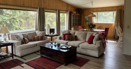 Ute Cabin - Tilava koti Nestled vuonna Heart of Woodland Park