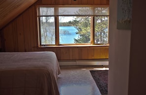 4 bedrooms, free WiFi, bed sheets