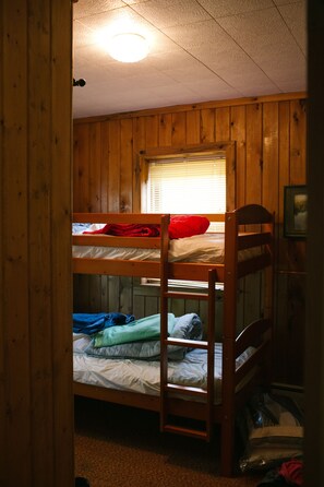 4 sovrum, gratis wi-fi och sängkläder