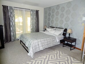 3 bedrooms, desk, free WiFi, bed sheets