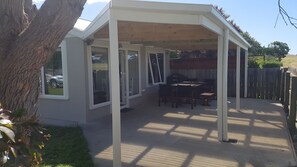 Two Bedroom Bungalow | Terrace/patio - Cockle Shell (Low Head)