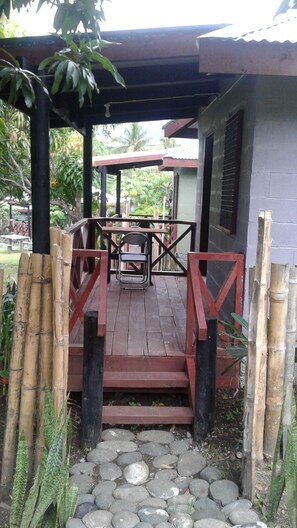 Queen Room with Balcony  | Blackout drapes, iron/ironing board, bed sheets - Outback Hotel Fiji (Ba)