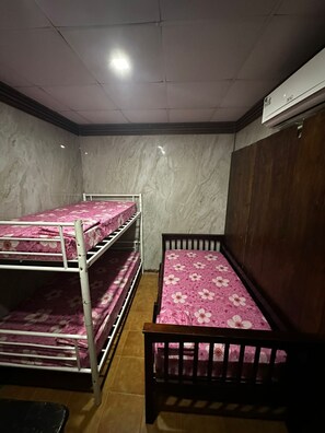 Economy Triple Room, 1 Bedroom